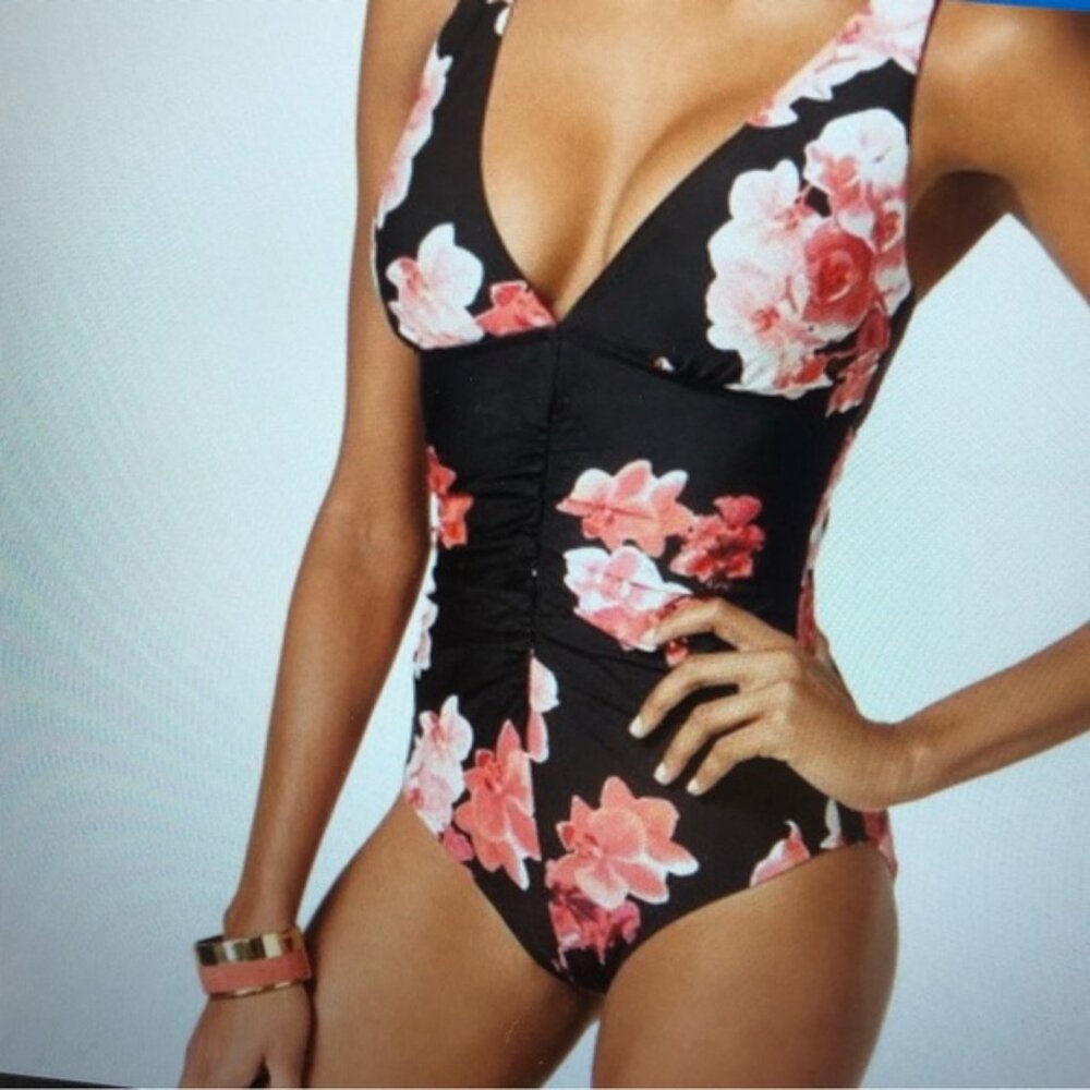 KALVIN KLIEN WOMEN RUCHED FLORAL ONE PIECE SWIMSUIT